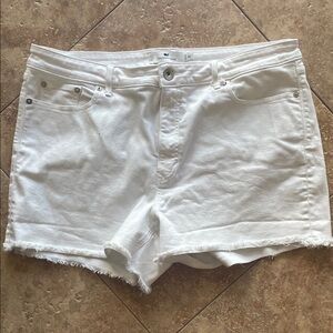 Vineyard Vines White Jean Shorts